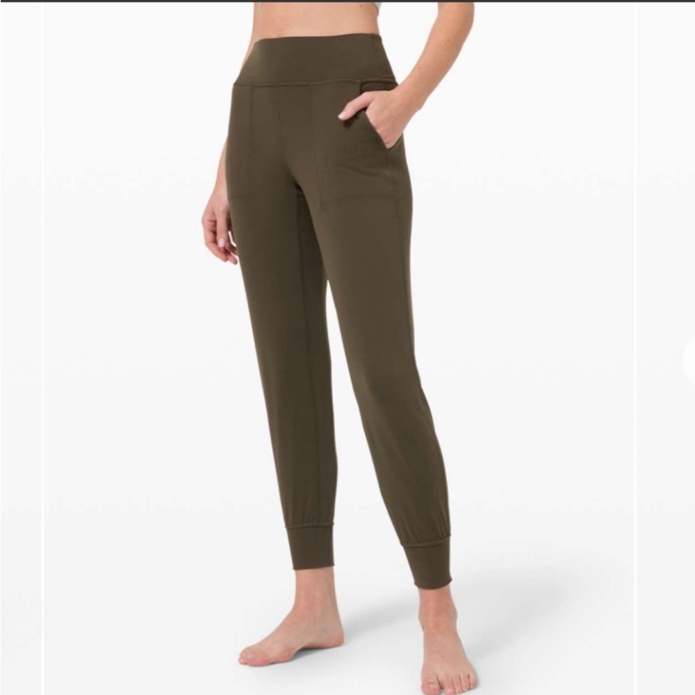 Lululemon align jogger 28